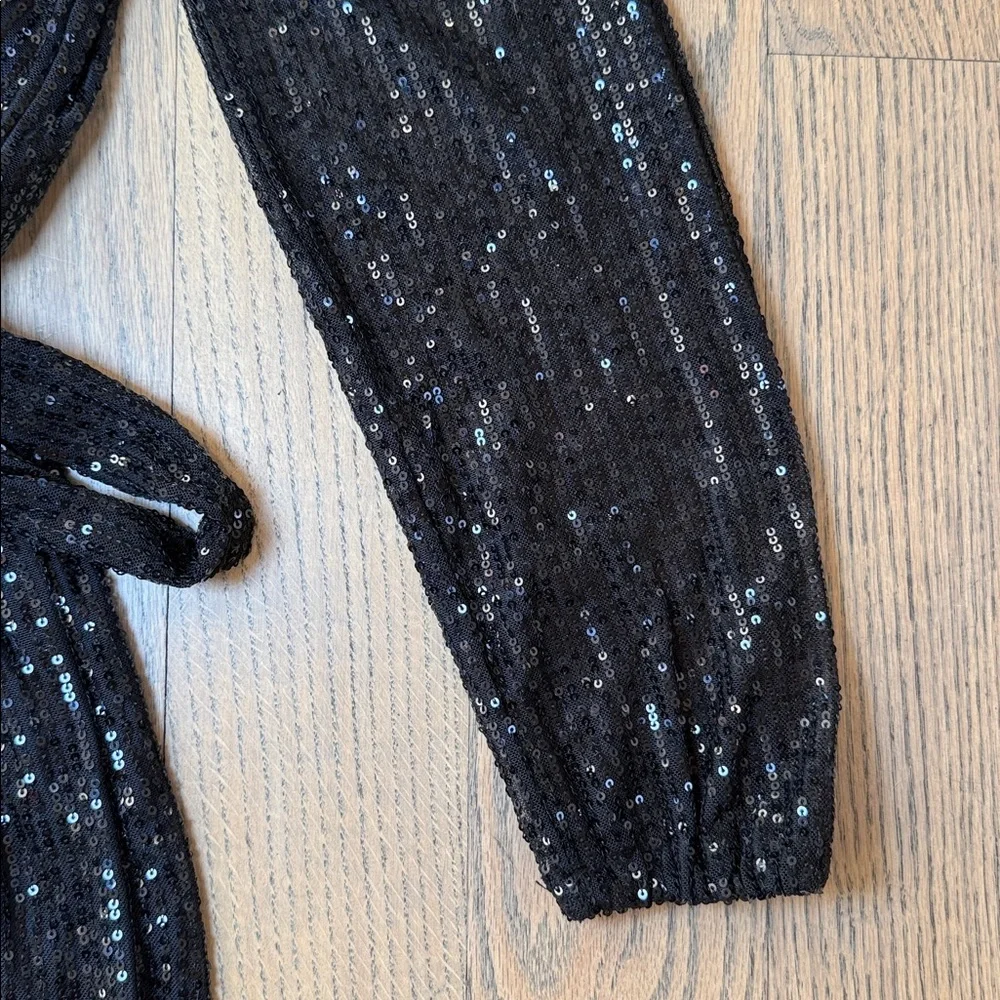 Crystal Sky Women’s Sequin Black Long Sleeve Dress with Belt Size Medium - Picture 5 of 12